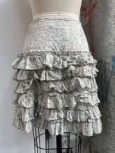 Load image into Gallery viewer, Floral Ruffled Mini Skirt