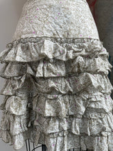 Load image into Gallery viewer, Floral Ruffled Mini Skirt
