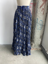 Load image into Gallery viewer, 100% Cotton Maxi Multi Bells Floral Printed