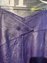 Load image into Gallery viewer, Vintage Purple Leather Skirt
