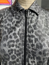 Load image into Gallery viewer, Y2K Leopard Zip Up