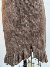 Load image into Gallery viewer, City DKNY Skirt