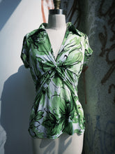 Load image into Gallery viewer, Y2K Abstract Floral Blouse