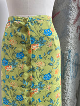 Load image into Gallery viewer, 90s Floral Button Skirt x Jennifer Moore
