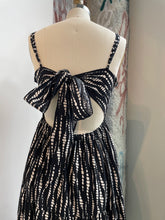 Load image into Gallery viewer, Patterned Beachy Maxi Dress
