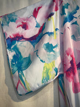 Load image into Gallery viewer, Naton Watercolor Caftan
