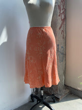 Load image into Gallery viewer, Y2K Floral Knee-Length Skirt
