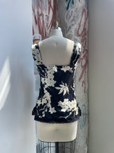 Load image into Gallery viewer, Black And White Satin Top
