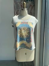 Load image into Gallery viewer, &quot;Sun Festival&quot; Crop
