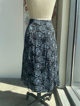 Load image into Gallery viewer, 100% Silk Skirt w/ Blue Flowers
