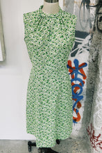 Load image into Gallery viewer, 60s Green Floral Dress

