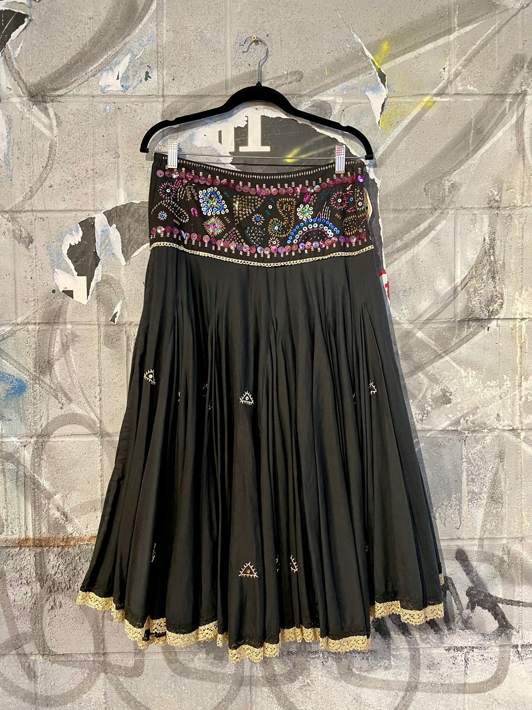 90s/Y2K Beaded Embroidered Swing Skirt