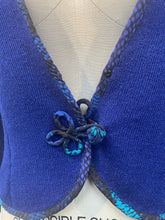 Load image into Gallery viewer, Leslie Fay Knitted Top
