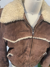 Load image into Gallery viewer, Vintage Fur Neck Canvas Bomber Jacket
