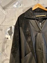 Load image into Gallery viewer, Vintage Black Pelle Leather Jacket
