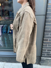 Load image into Gallery viewer, 3/4 Button Up Suede Jacket
