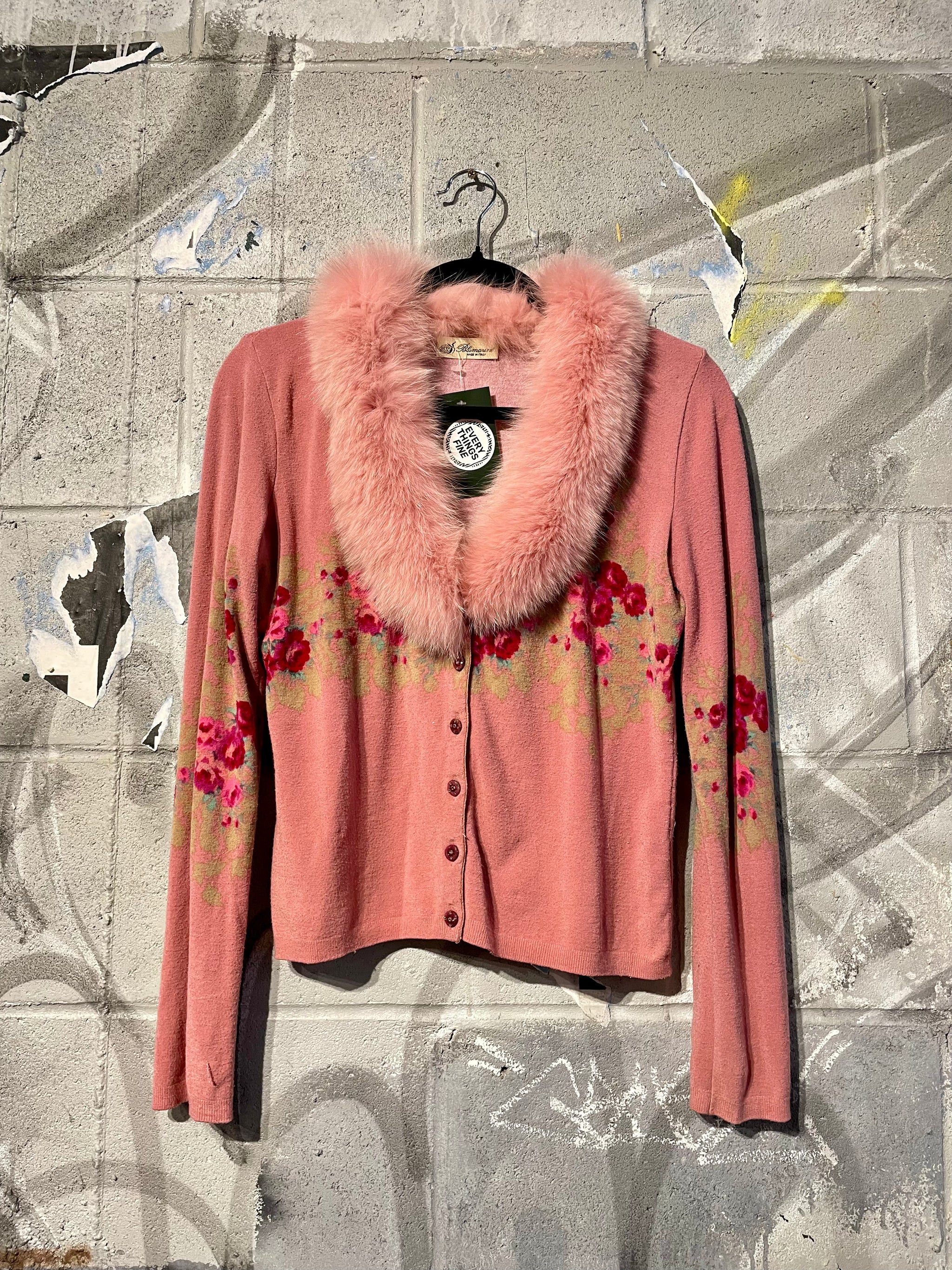 美品 Blumarine ブルマリン 花造形ファー襟 花柄長袖ボートネックニット Y2K Blumarine Fur Trim Sweater – Everythings Fine Vintage