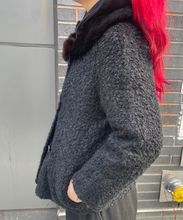 Load image into Gallery viewer, Vintage EFV Furline Jacket
