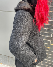 Load image into Gallery viewer, Vintage EFV Furline Jacket
