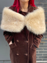 Load image into Gallery viewer, Cream Faux Fur Shawl
