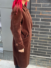 Load image into Gallery viewer, 70s Vintage Brown Velour Coat
