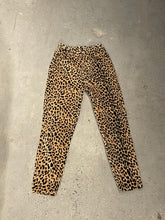 Load image into Gallery viewer, High-Waisted Velvet Leopard Print Pants
