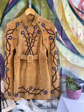 Load image into Gallery viewer, 1970s Floral Motif Suede Cape
