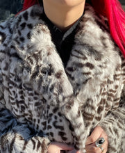 Load image into Gallery viewer, VIntage Rabbit Fur Coat
