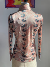 Load image into Gallery viewer, 70s Vintage Pink Floral Button-Up
