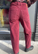 Load image into Gallery viewer, 90s Corduroy Straight Leg
