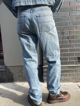 Load image into Gallery viewer, Vintage Tommy Hilfiger Jeans
