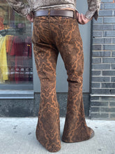 Load image into Gallery viewer, 100% Cotton 70s Pattern Flare Pants

