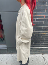 Load image into Gallery viewer, Vintage Burberry Trenchcoat w/ Plaid Lining
