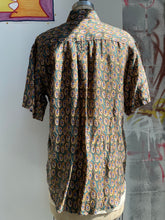 Load image into Gallery viewer, 100% Silk Short Sleeve Shirt
