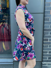Load image into Gallery viewer, 60s Mod Floral Dress With Tie
