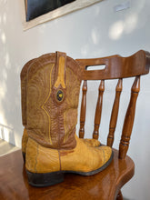 Load image into Gallery viewer, Brown Orstrich Leather Cowboy Boots
