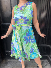 Load image into Gallery viewer, RL Floral Scoop Neck Dress

