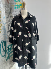Load image into Gallery viewer, Vintage SILK Bowling Button Ups
