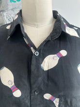 Load image into Gallery viewer, Vintage SILK Bowling Button Ups
