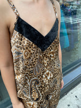 Load image into Gallery viewer, Satin Paisley and Floral 2 PC Set
