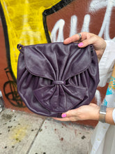 Load image into Gallery viewer, 80s Purple Cinch Bow Shoulder Bag
