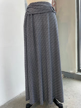 Load image into Gallery viewer, Patterned O-Ring Skirt

