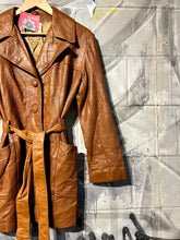 Load image into Gallery viewer, Vintage 1970s Leathers by New England Jacket
