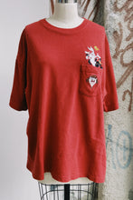 Load image into Gallery viewer, Looney Tunes Pocket Tee Polo Material
