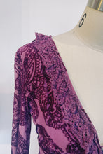 Load image into Gallery viewer, Velvet Purple Midi Dress

