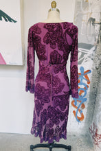 Load image into Gallery viewer, Velvet Purple Midi Dress
