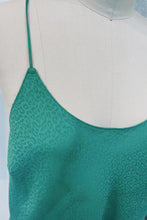Load image into Gallery viewer, Vintage Cheetah Printed VS Tank
