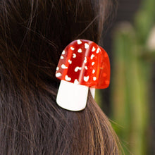 Load image into Gallery viewer, Mini Mushroom Hair Claw Clip
