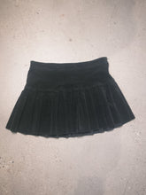 Load image into Gallery viewer, Beau Bois Pleated Mini Skirt

